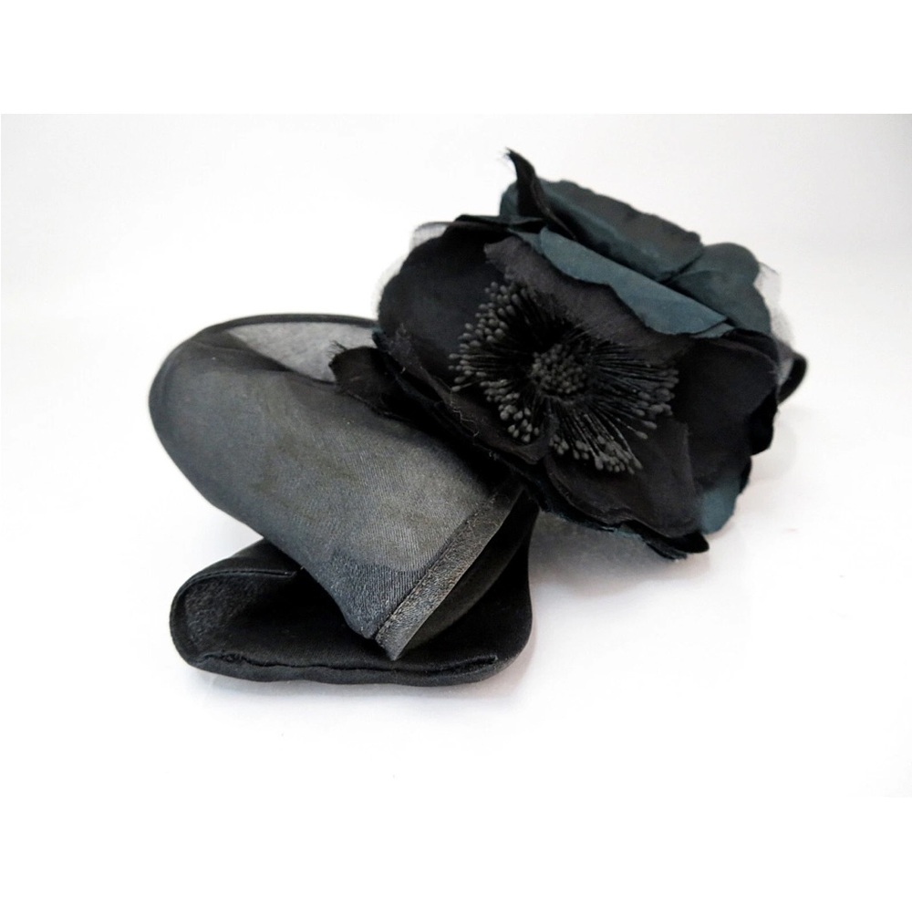 CHANEL Black Floral Hair Accessory - Picture 8 of 14